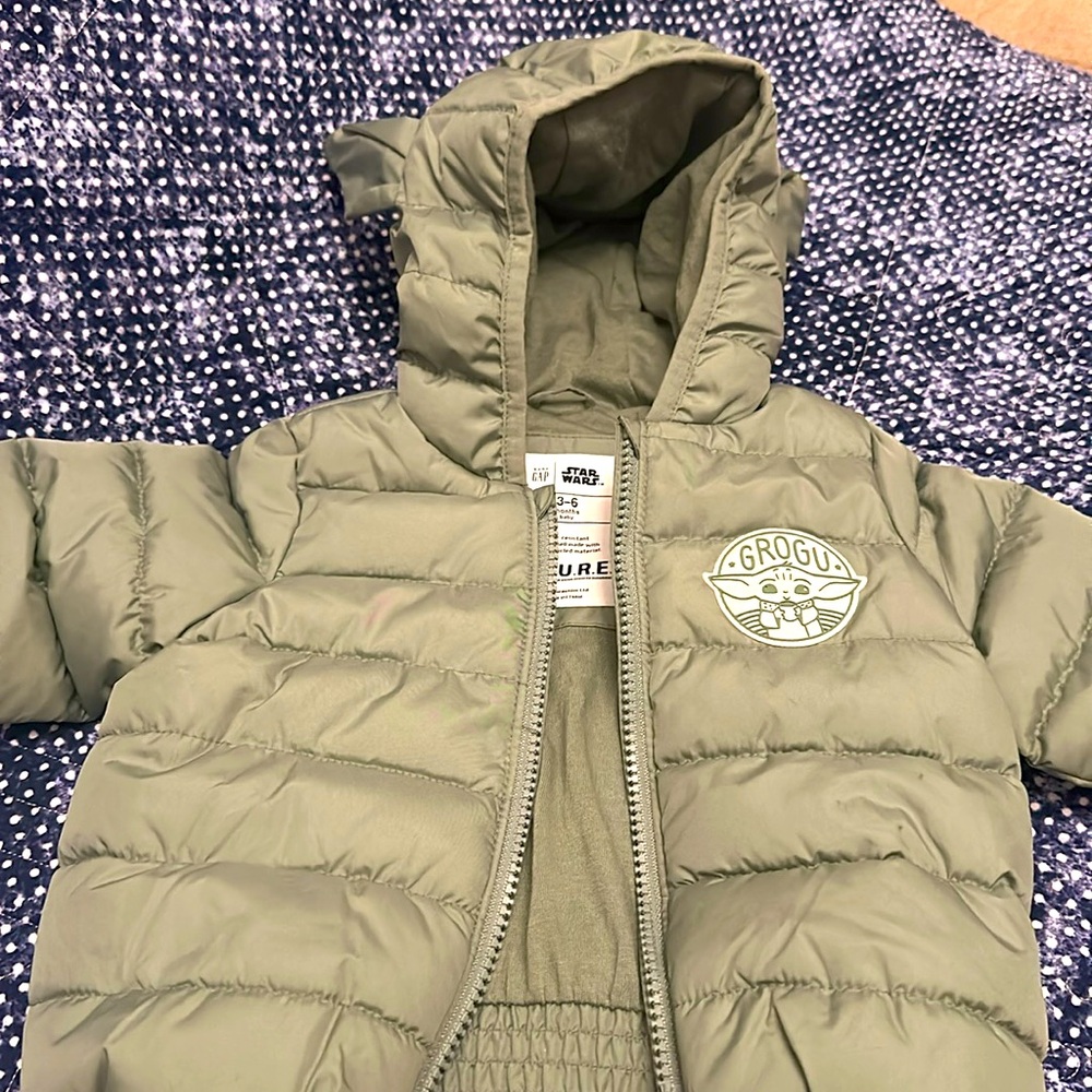 Baby gap Star Wars Grogu jacket